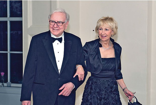 parovi-dolari-moc-bogatstvo-bil-gejts-mark-zakerberg-foto-profimedia-1438993535-716083