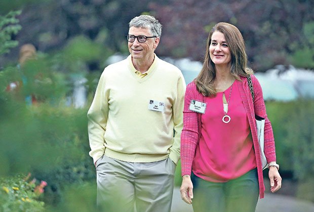 parovi-dolari-moc-bogatstvo-bil-gejts-mark-zakerberg-foto-ptofimedia-1438993548-716081