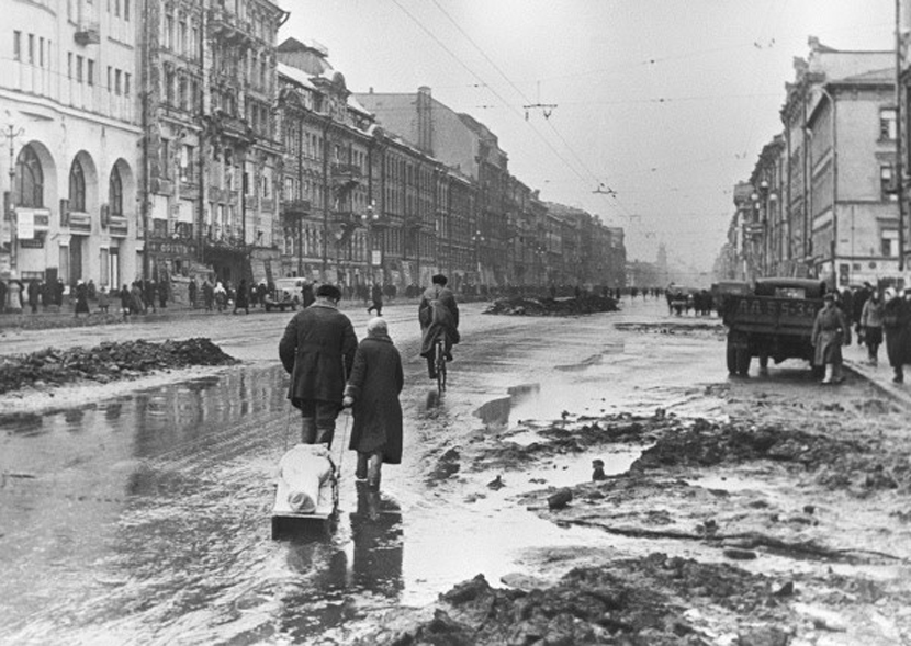RIAN_archive_324_In_besieged_Leningrad