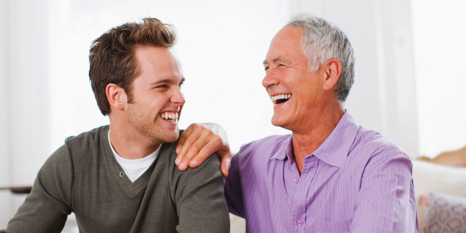 (ФОТО) Татенце со смисол за хумор го извести синот за огласот кој му излегол