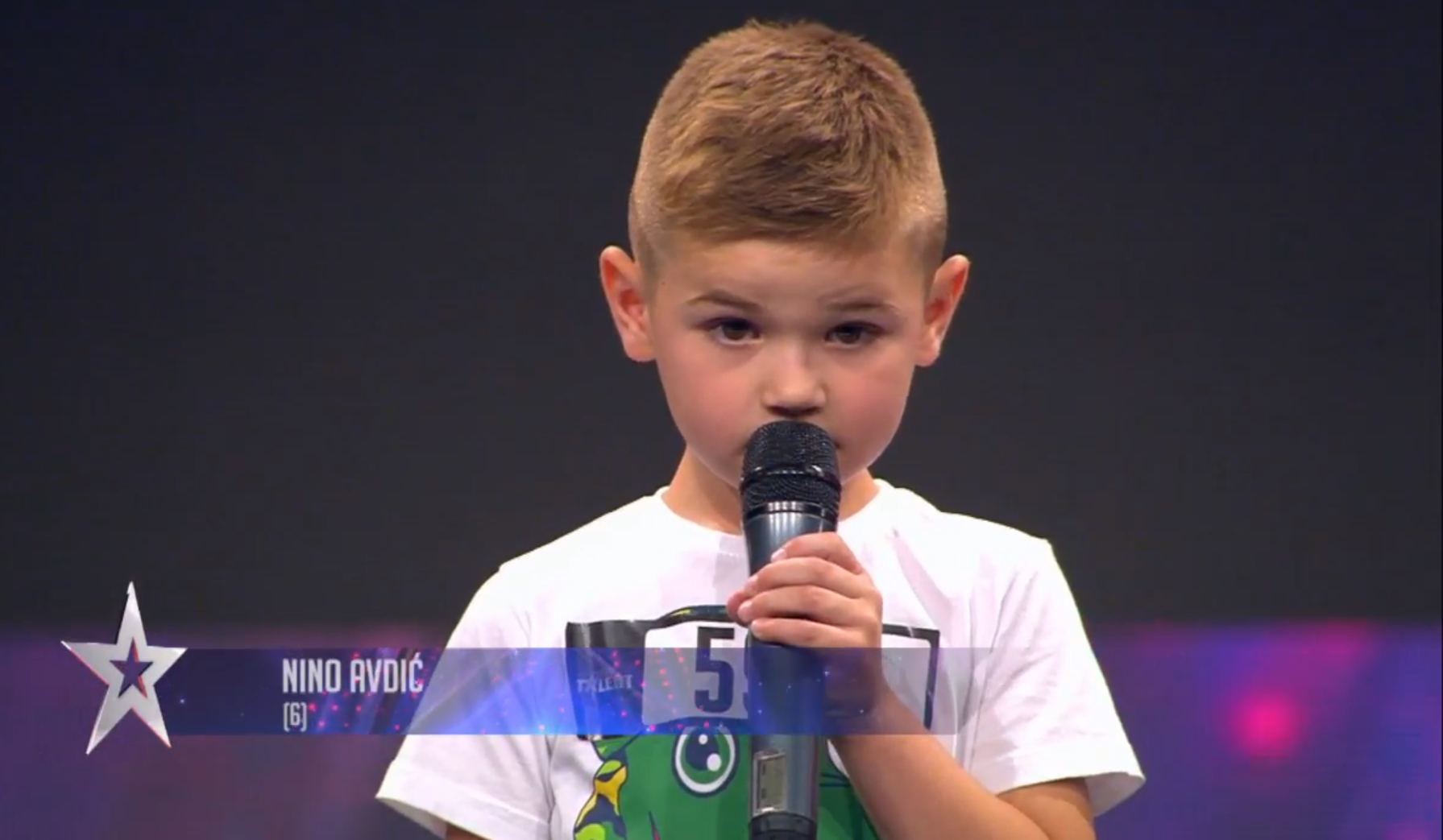 ВИДЕО: Ова 6 годишно детенце е вистински генијалец