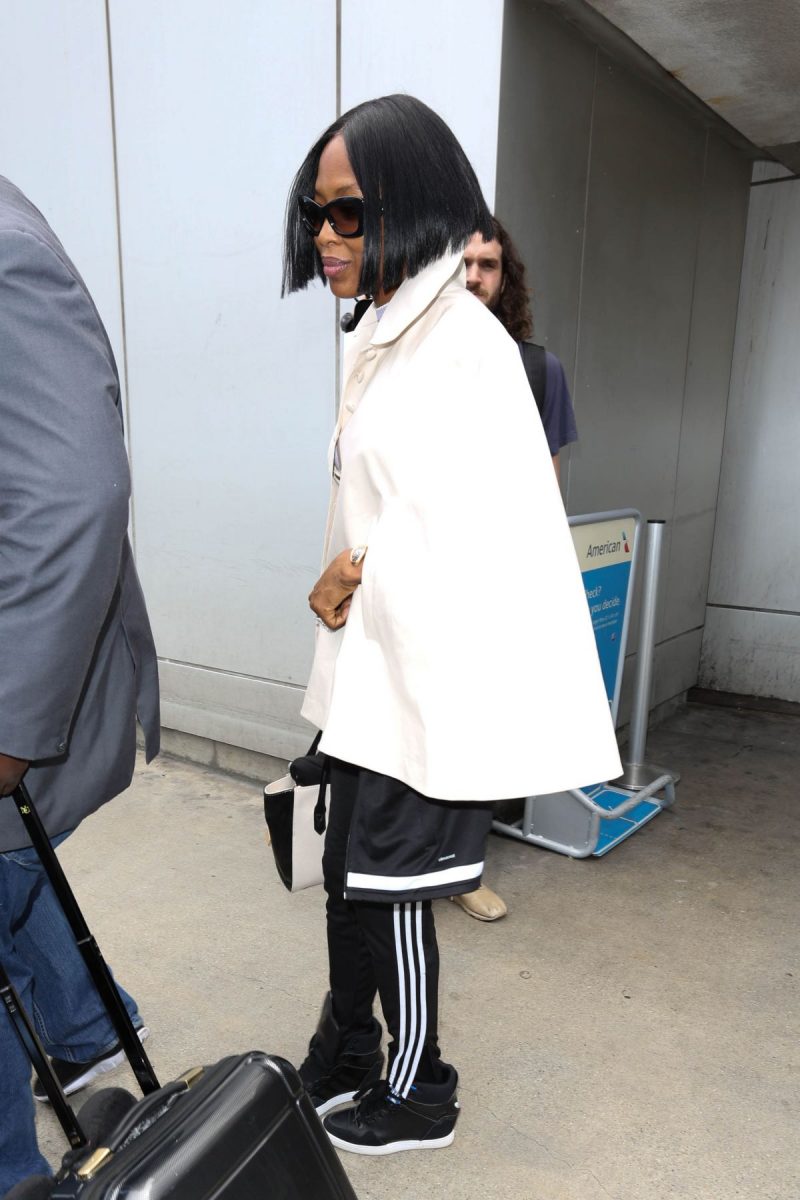 Наоми Кембел доjде во Белград на јапонско исцртување на веѓи