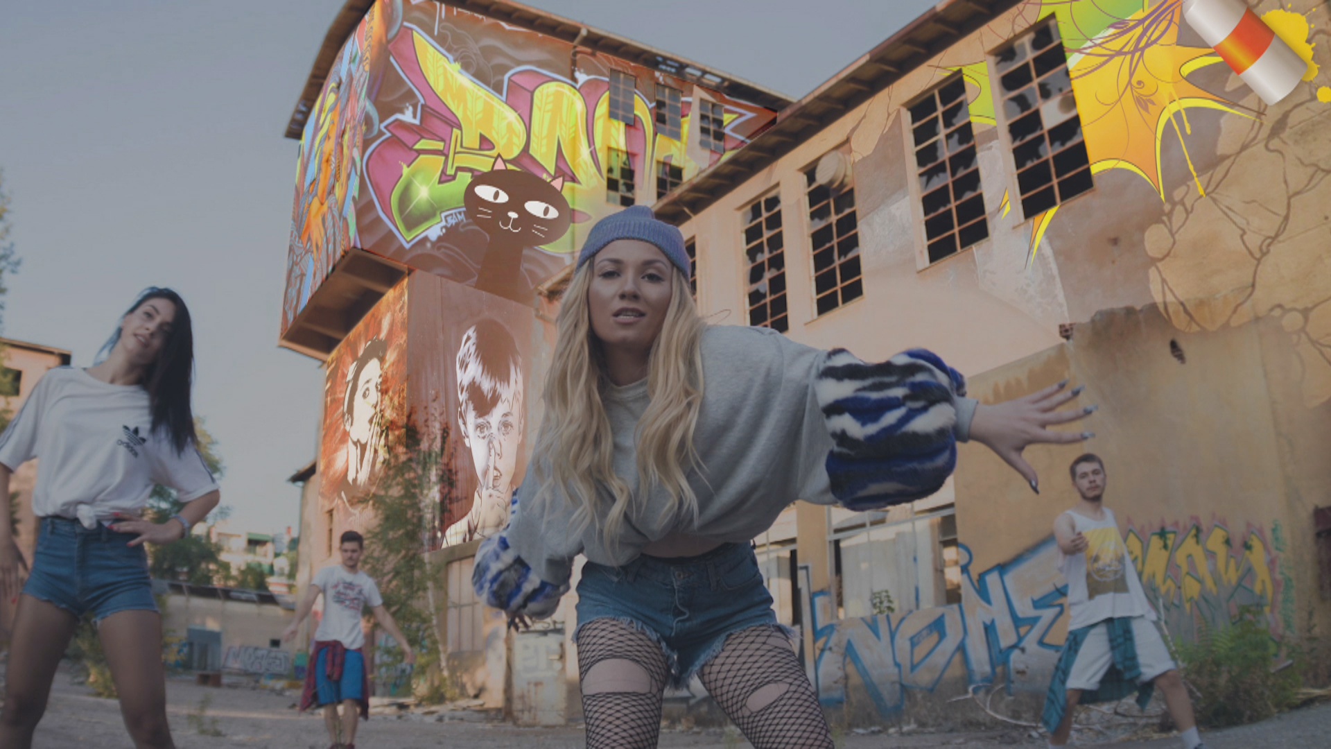 (ВИДЕО) Александра Јанева се пофали дека има фраерска песна