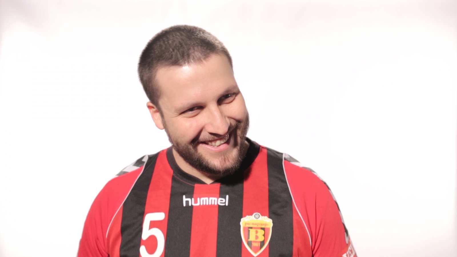 (ФОТО) Столе ќе пее на „Бубамара“