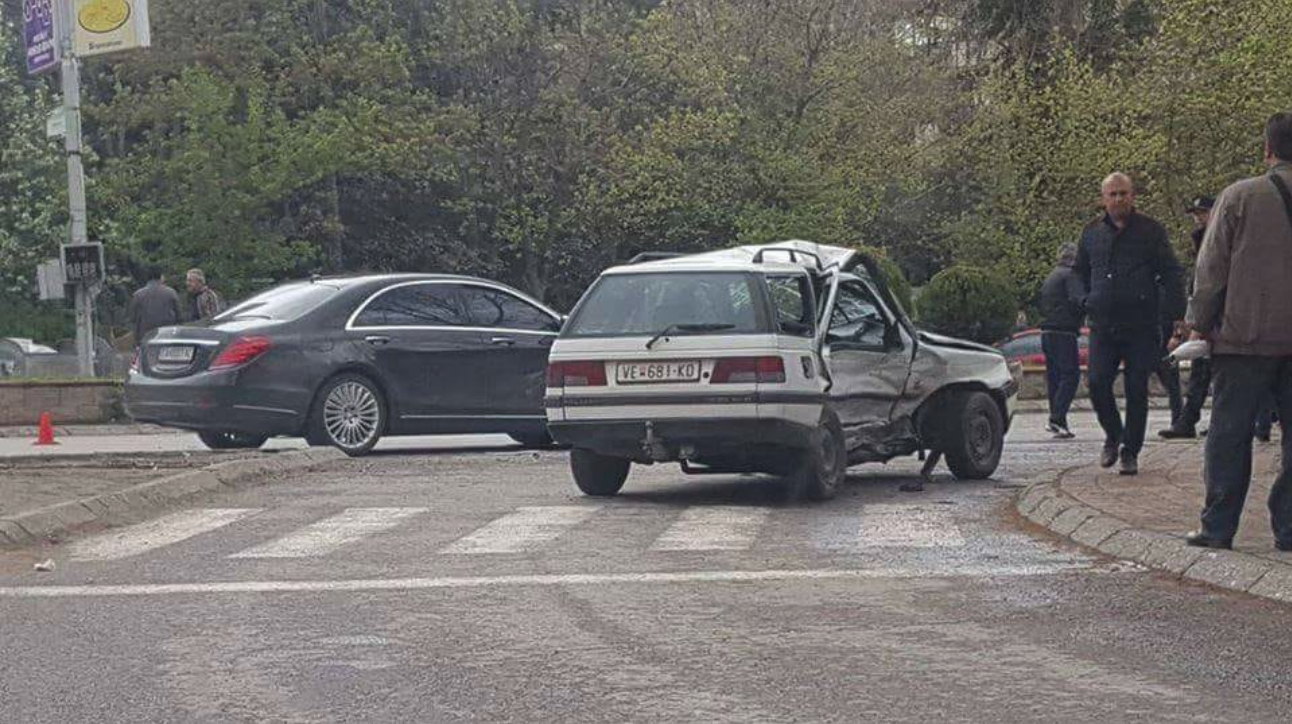 Во сообраќајна несреќа оштетен „мерцедесот“ на кавадаречкиот градоначалник