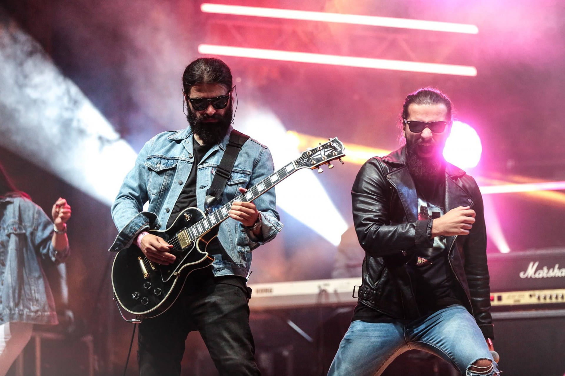 (Фото) Мартин и Стефан со девојките на Градиште: Охрид летово, како некогаш кога беше шема