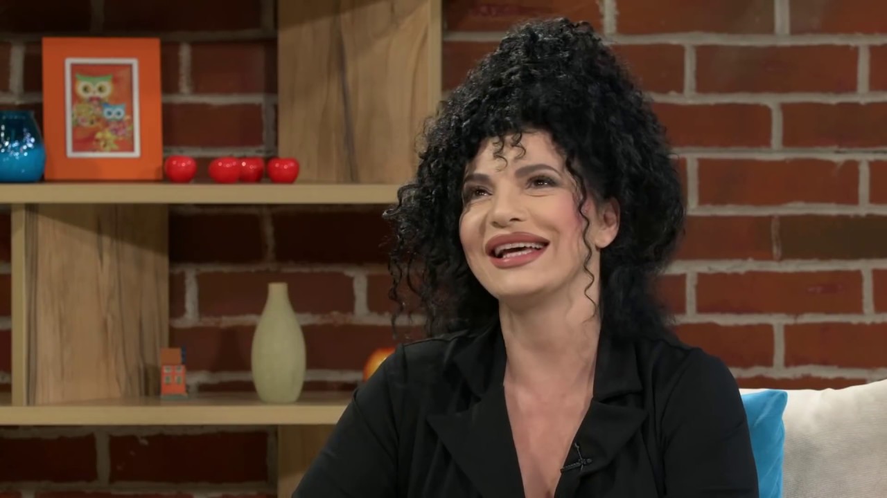 (Фото) Лидија Вукичевиќ во бикини ги возбуди и дваесeтгодишните