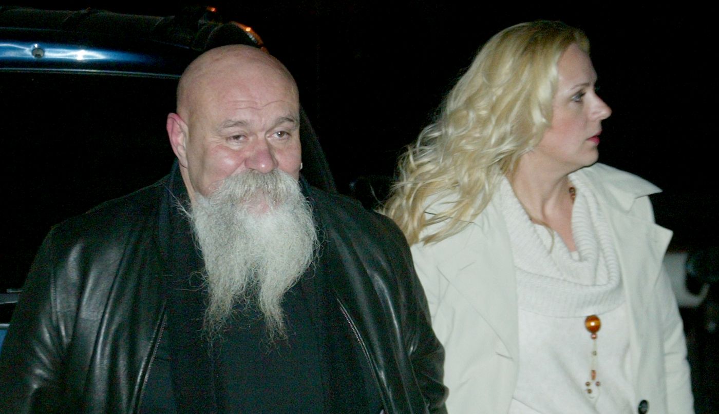 „Кога умре Луис станав социјален случај“ – Вдовицата на пејачот девет години по неговата смрт