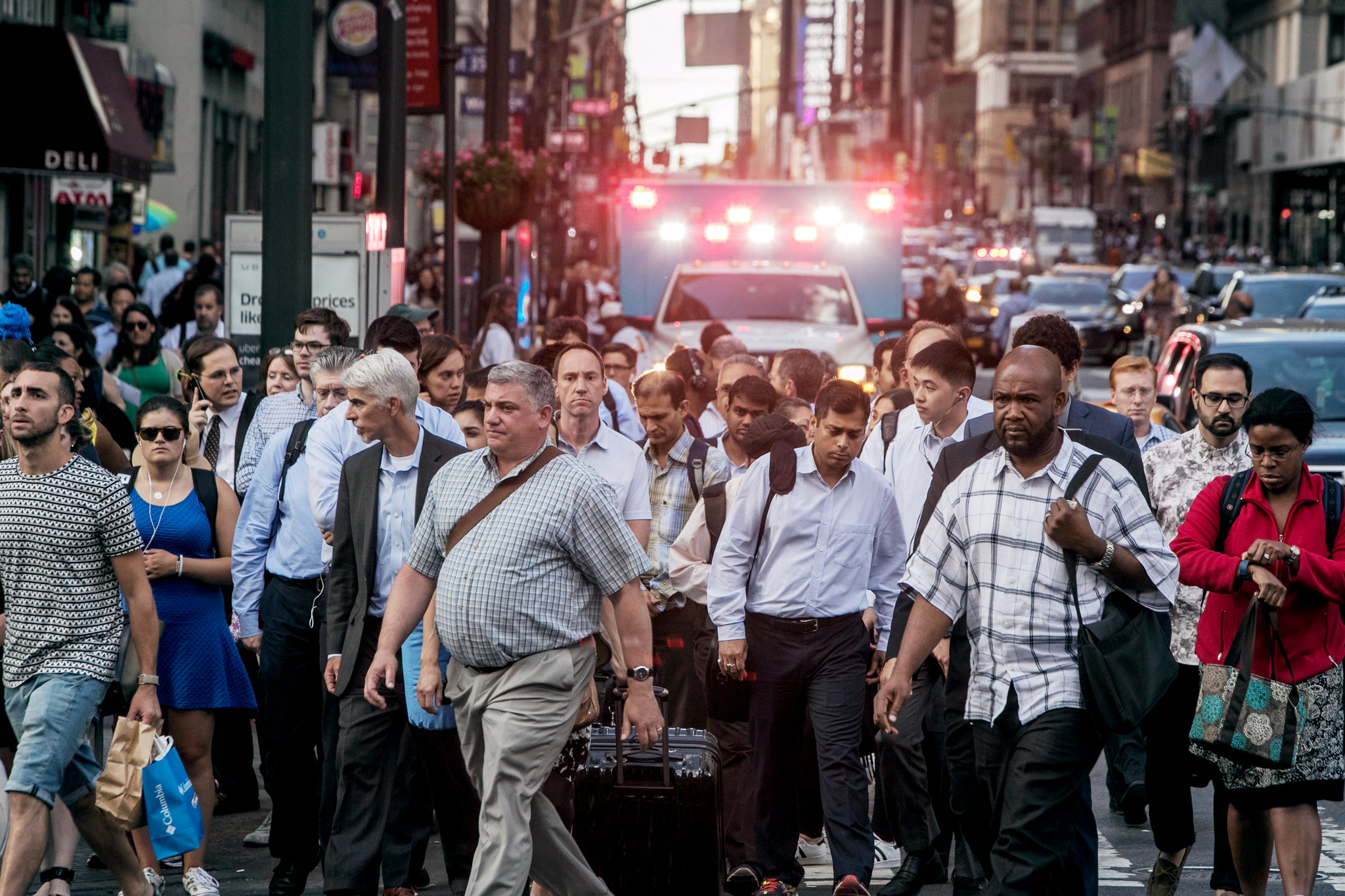 Американците џабе прават вакцина, никој во САД не сака да ја прими, руската им била побезбедна
