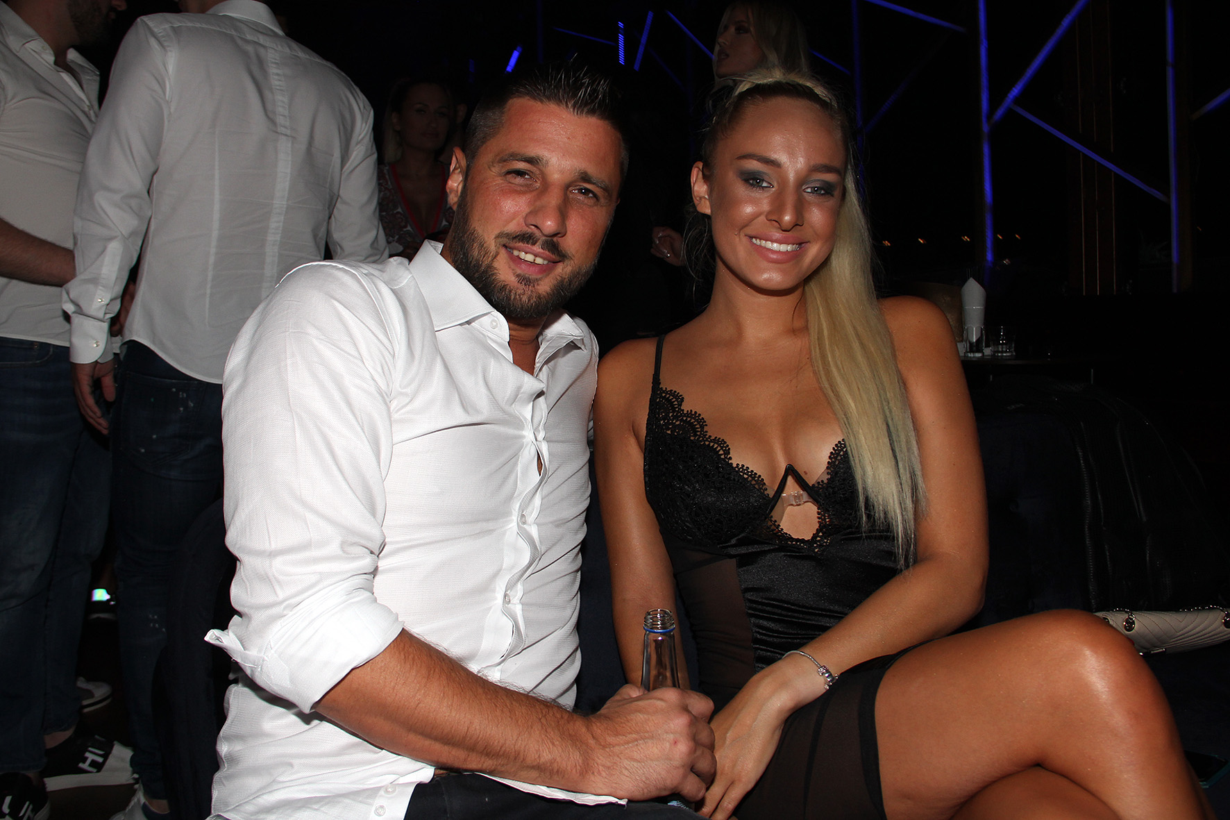 (Видео) Луна Џогани објави видео како му кажува на свршеникот дека е бремена