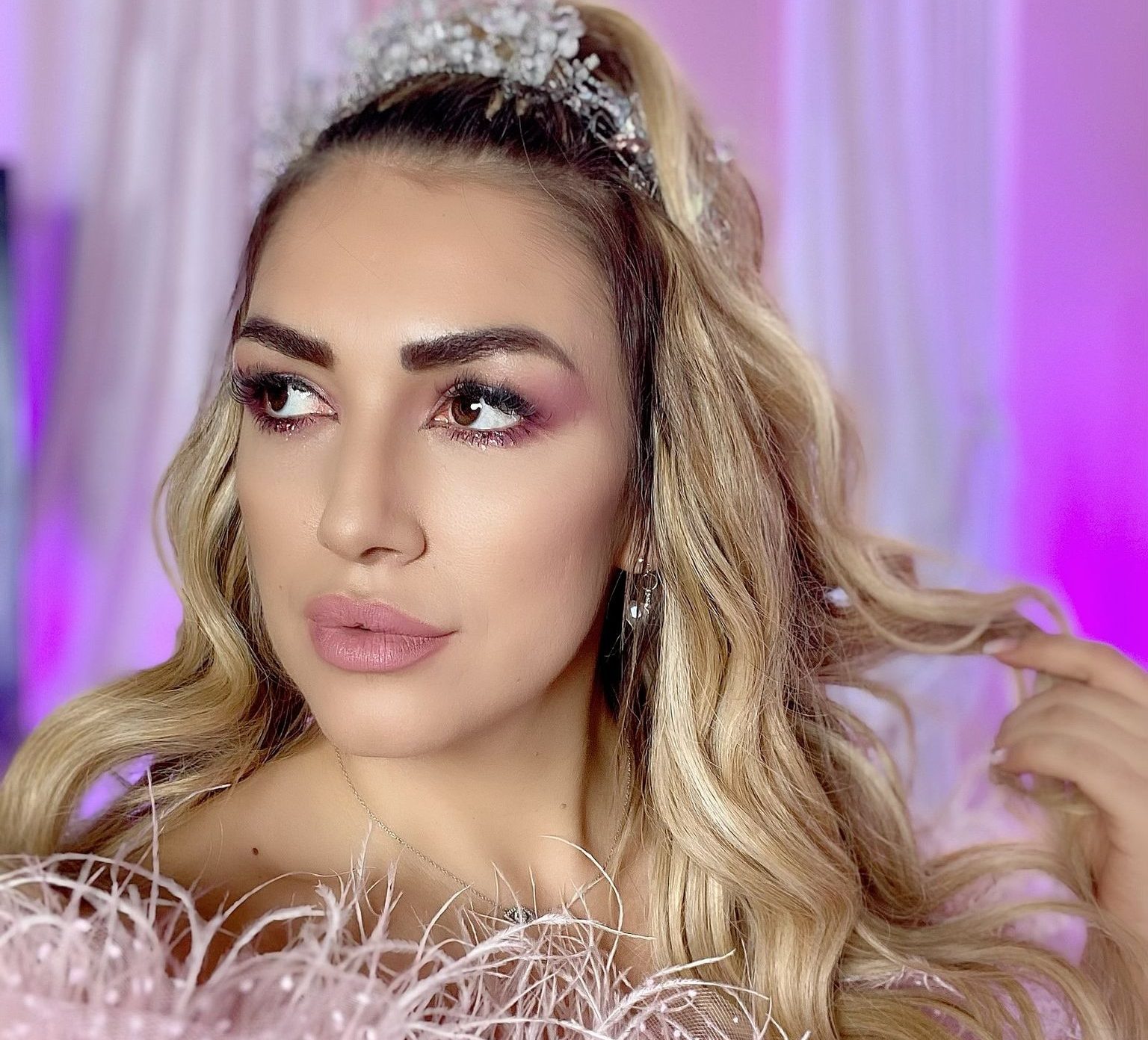 (Видео) Бојана се враќа на музичката сцена: песната е за моите деца