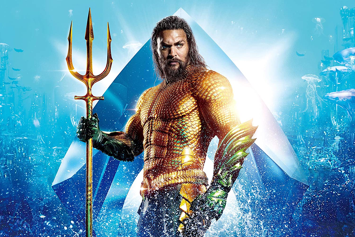 Џејсон Момоа на дете болно од рак му го подари трозабецот од „Аквамен“