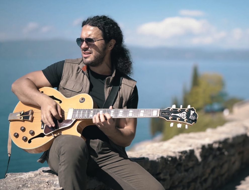 (Фото) Бруцош на Беркли со кратка коса: Четкар се сети на првите денови во Америка