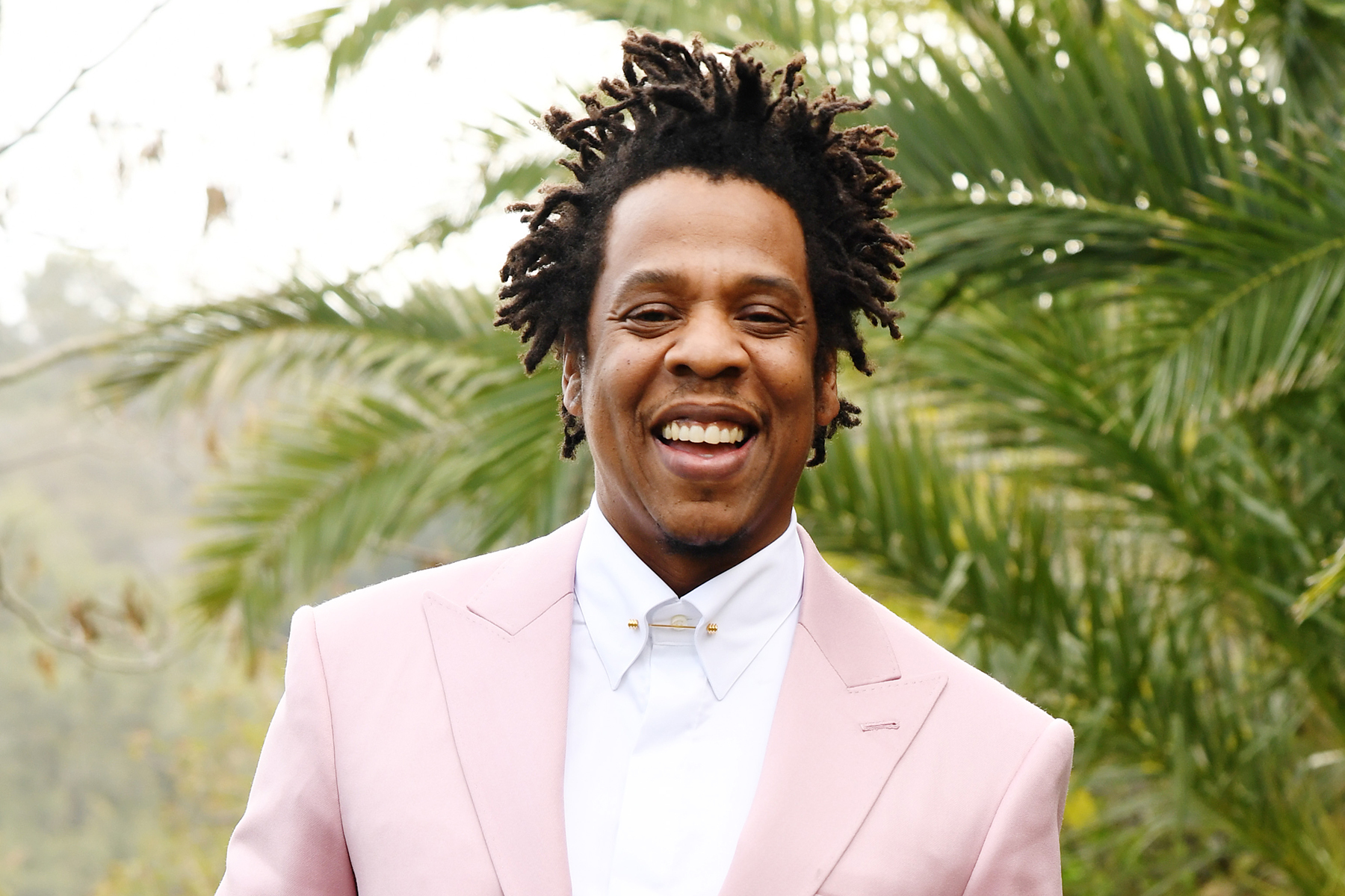 Џеј-Зи основал фонд од 10 милиони долари за помош на компаниите што произведуваат марихуана