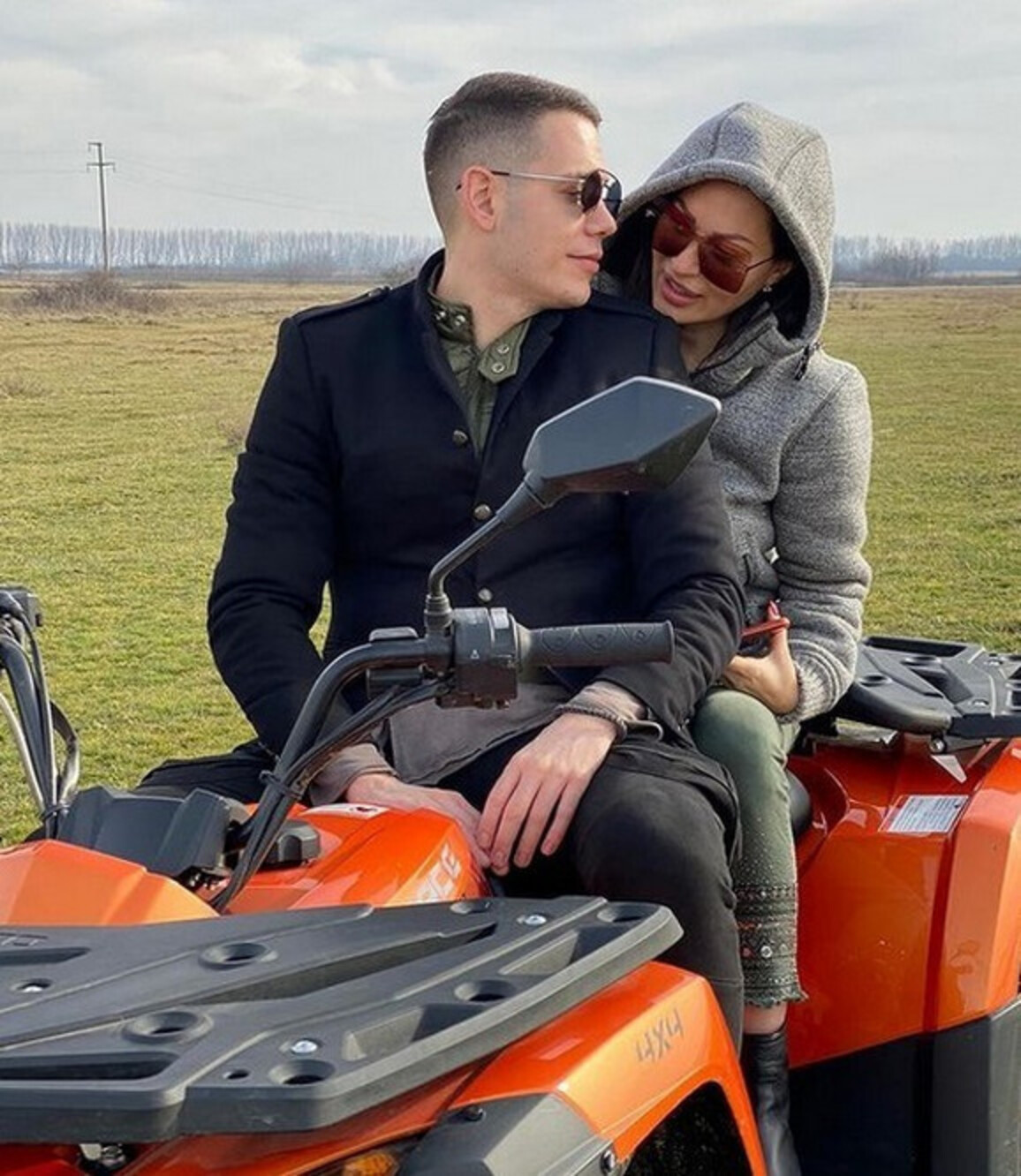 Цеца вели не раскинала со Богдан: Тоа се лаги и измислици