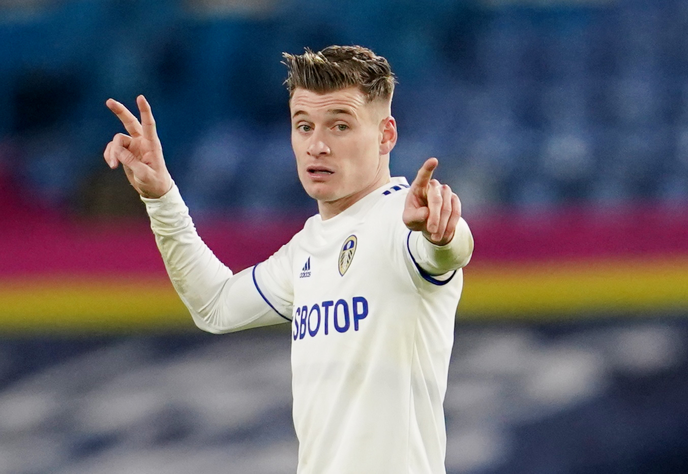 Алиоски си оди од Лидс јунајтед