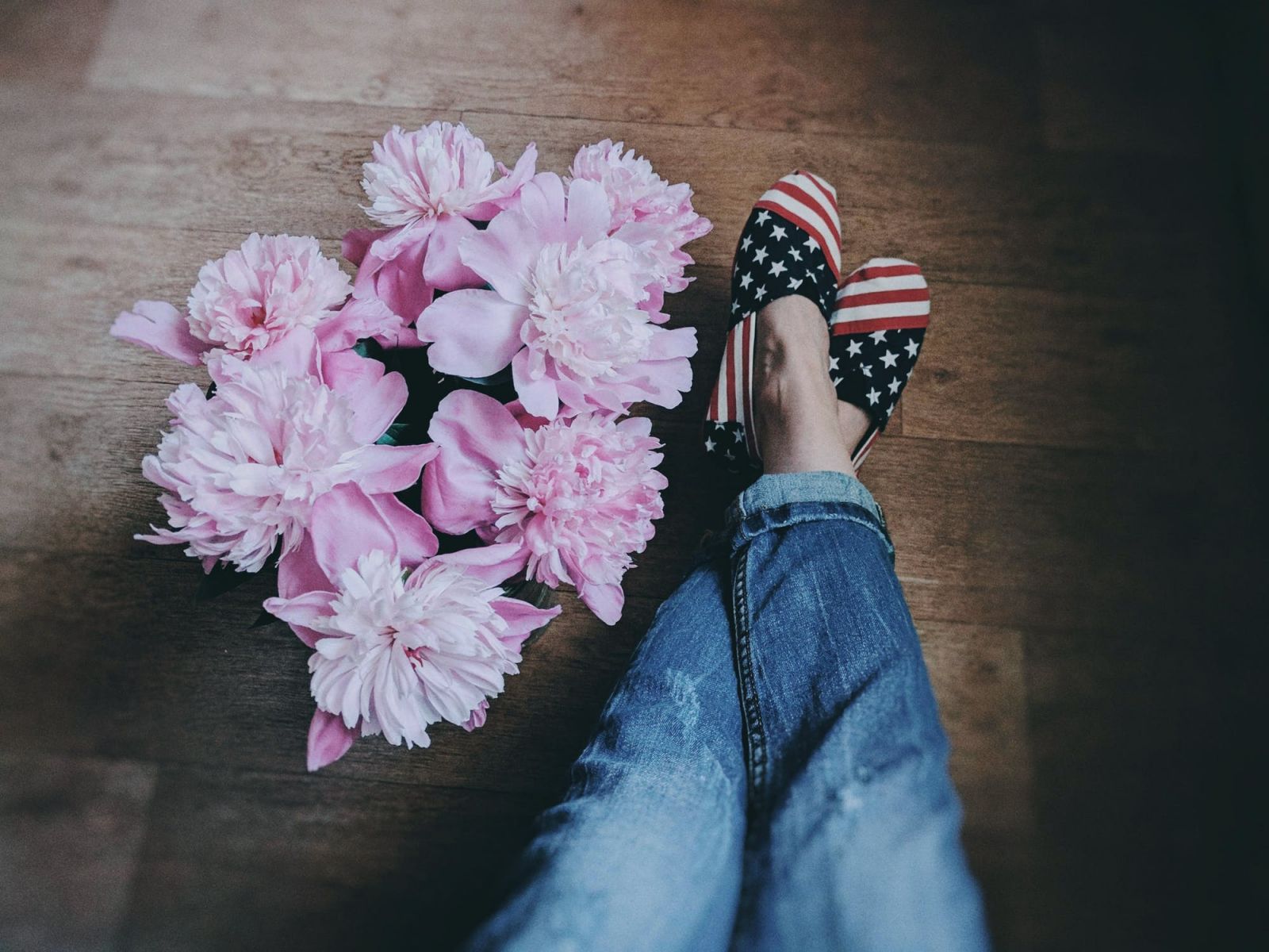 Топ-5 пролетни модни комбинации со фармерки