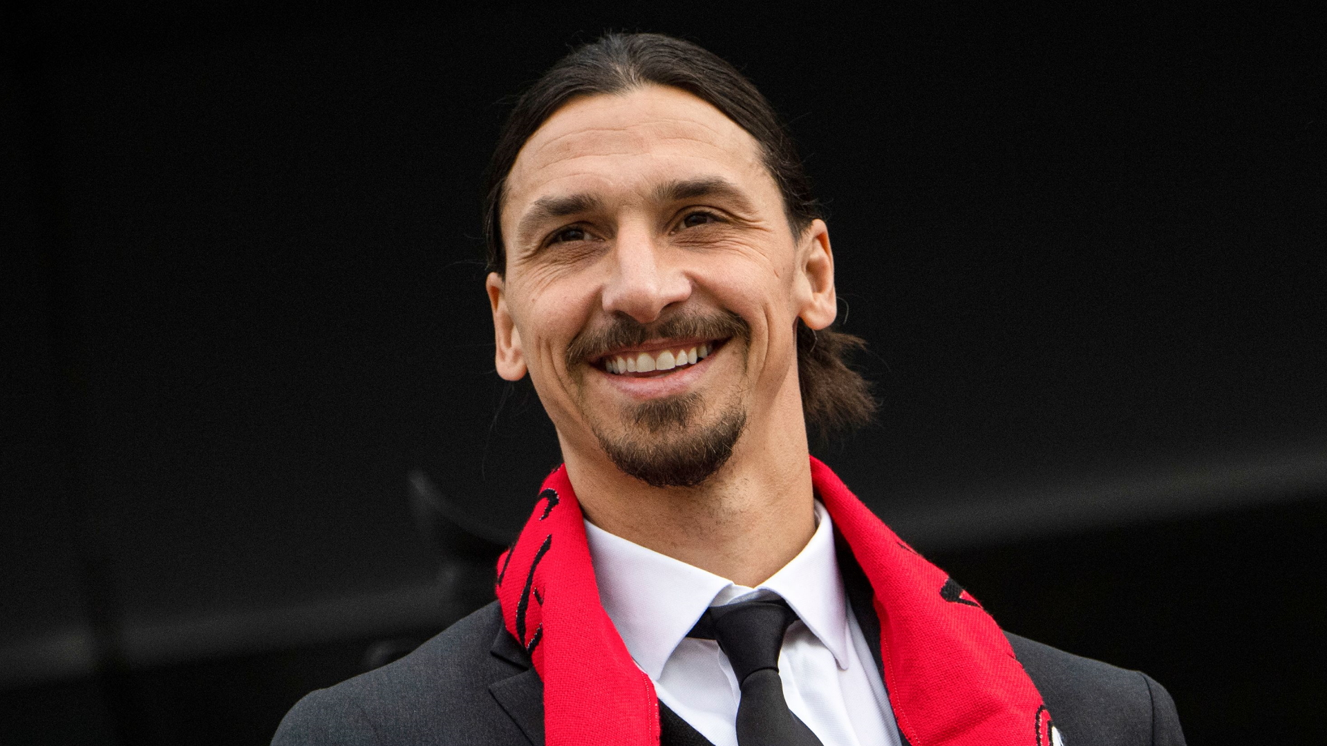 (Видео) Со автостоп Ибрахимовиќ стигна на „Сан Ремо“