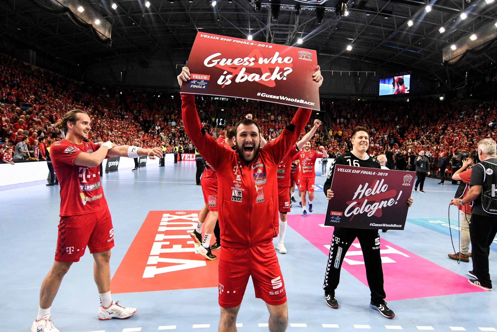 (Фото) Манасков со Веспрем го освои Купот на Унгарија