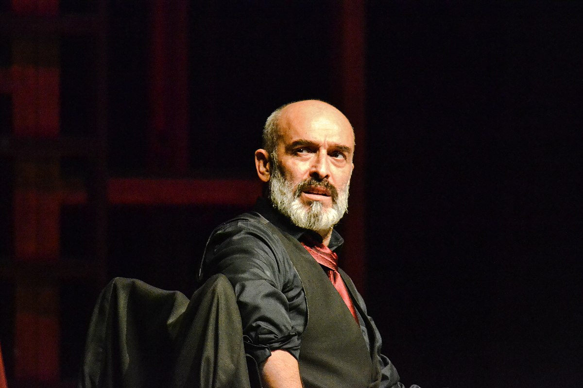 (Фото) Copy paste со синот: Тони и Александар зелени на мајка