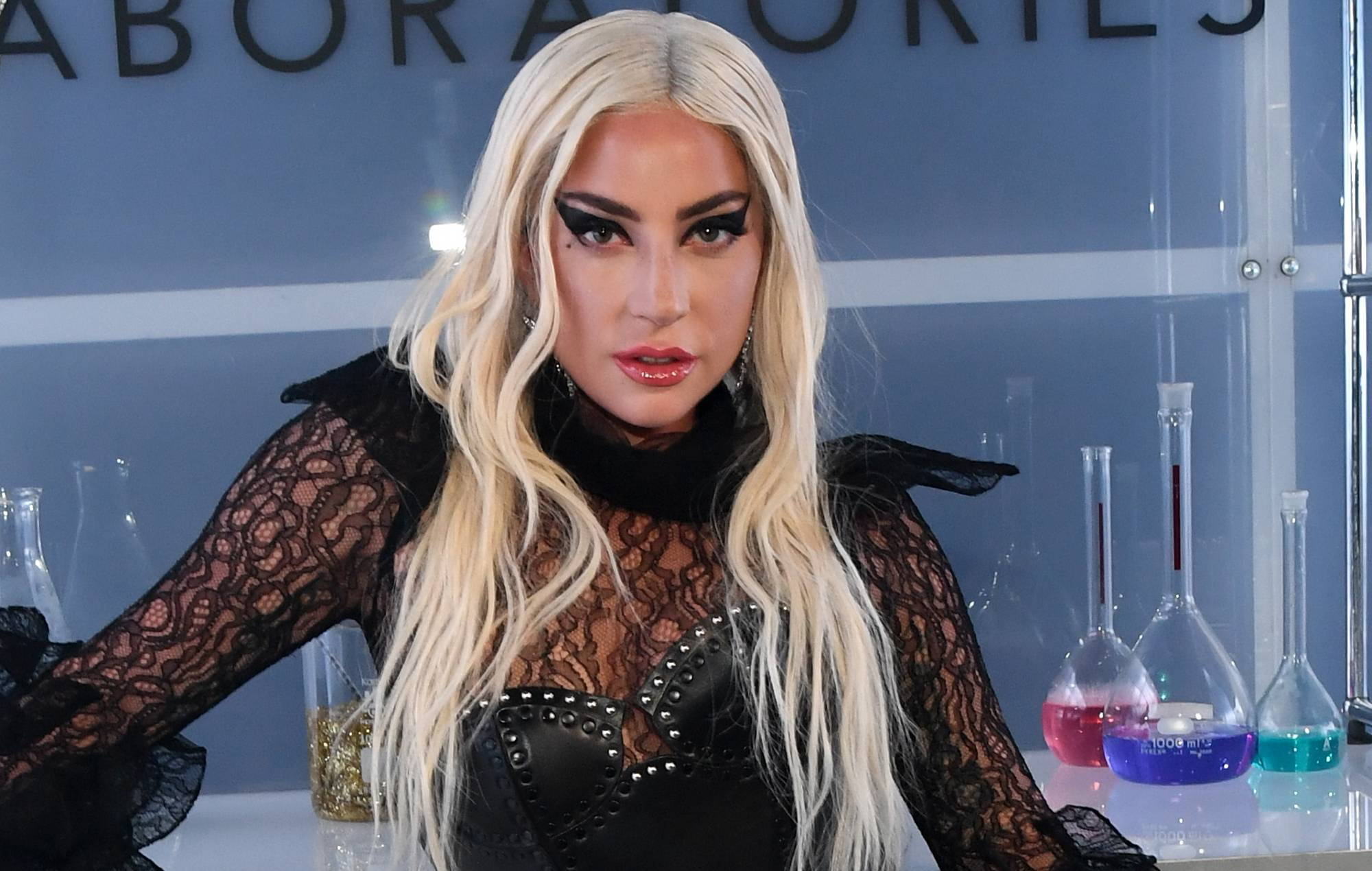 Mе силуваше продуцентот и останав бремена: Лејди Гага имала нервен слом на 19 години