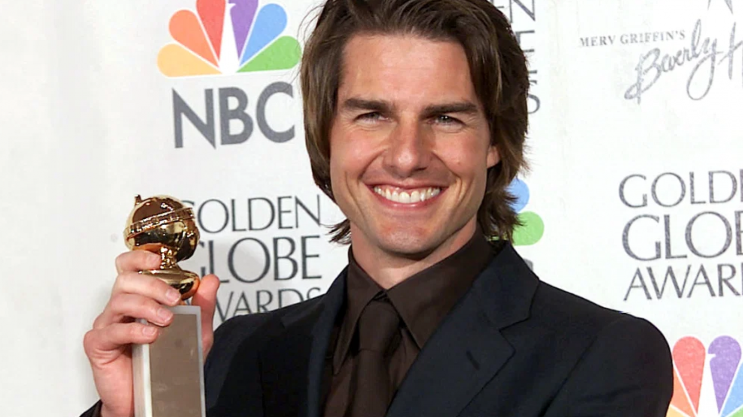 Том Круз ги врати добиените „Златни глобуси“ во знак на протест