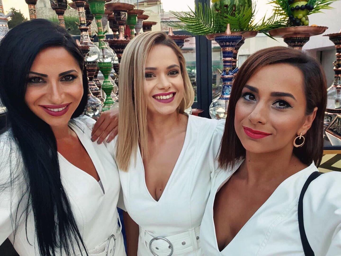 (Видео) Тринити Стрингс како антички божици во новата песна „Да или не“