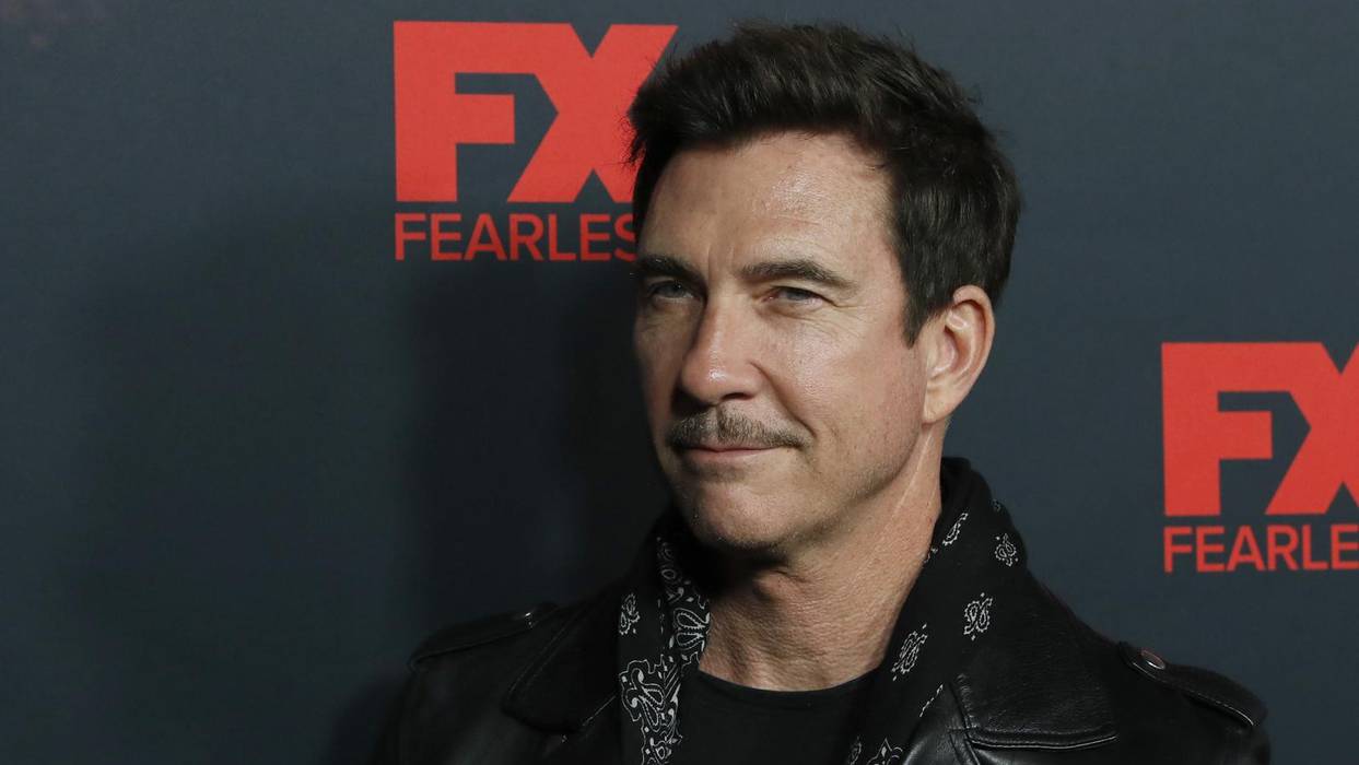 Aктерот Дилан Мекдермот по пола век ја разоткри мистеријата за смртта на неговата мајка