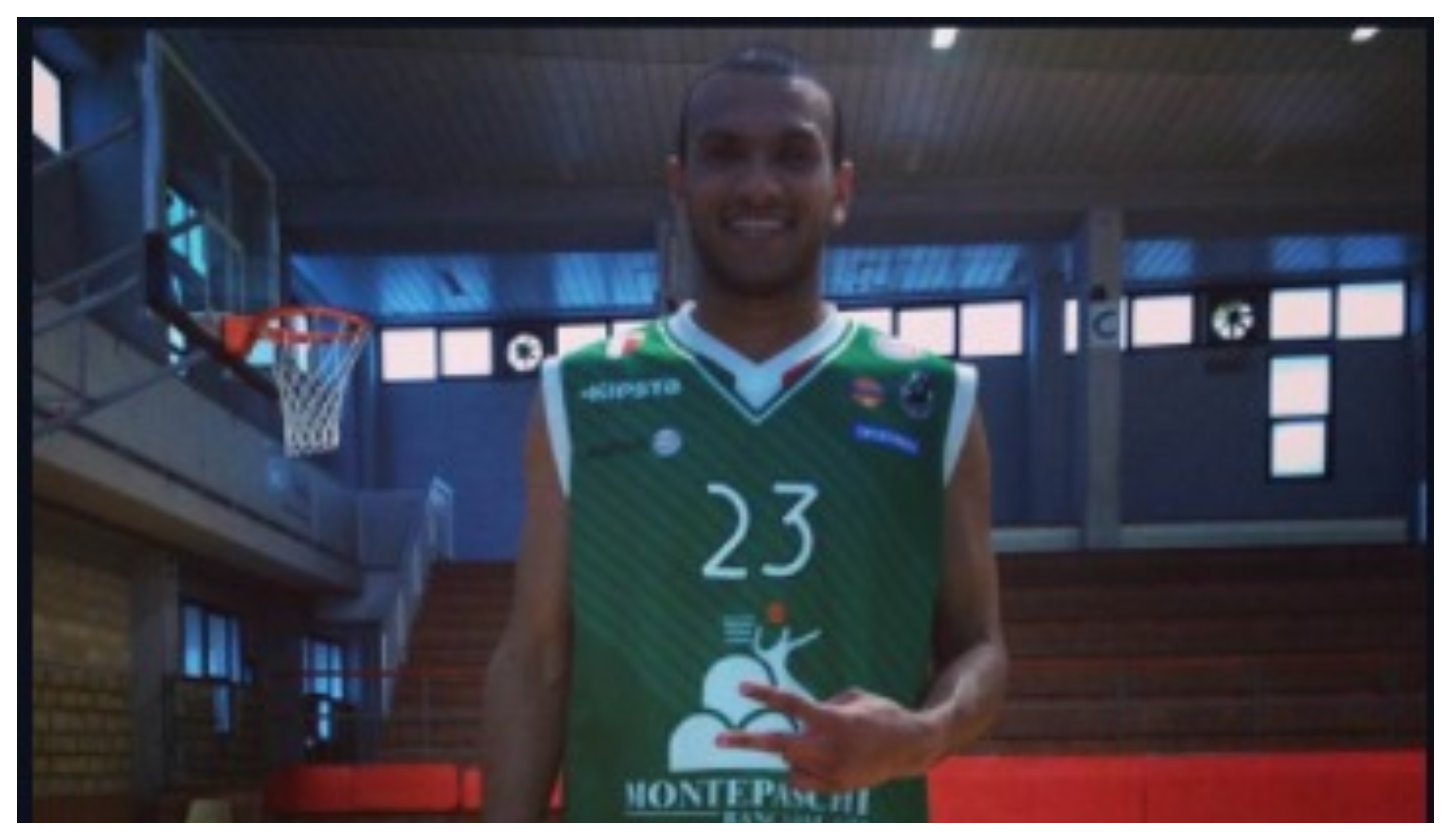 Италијански кошаркар колабирал на теренот за време на натпревар