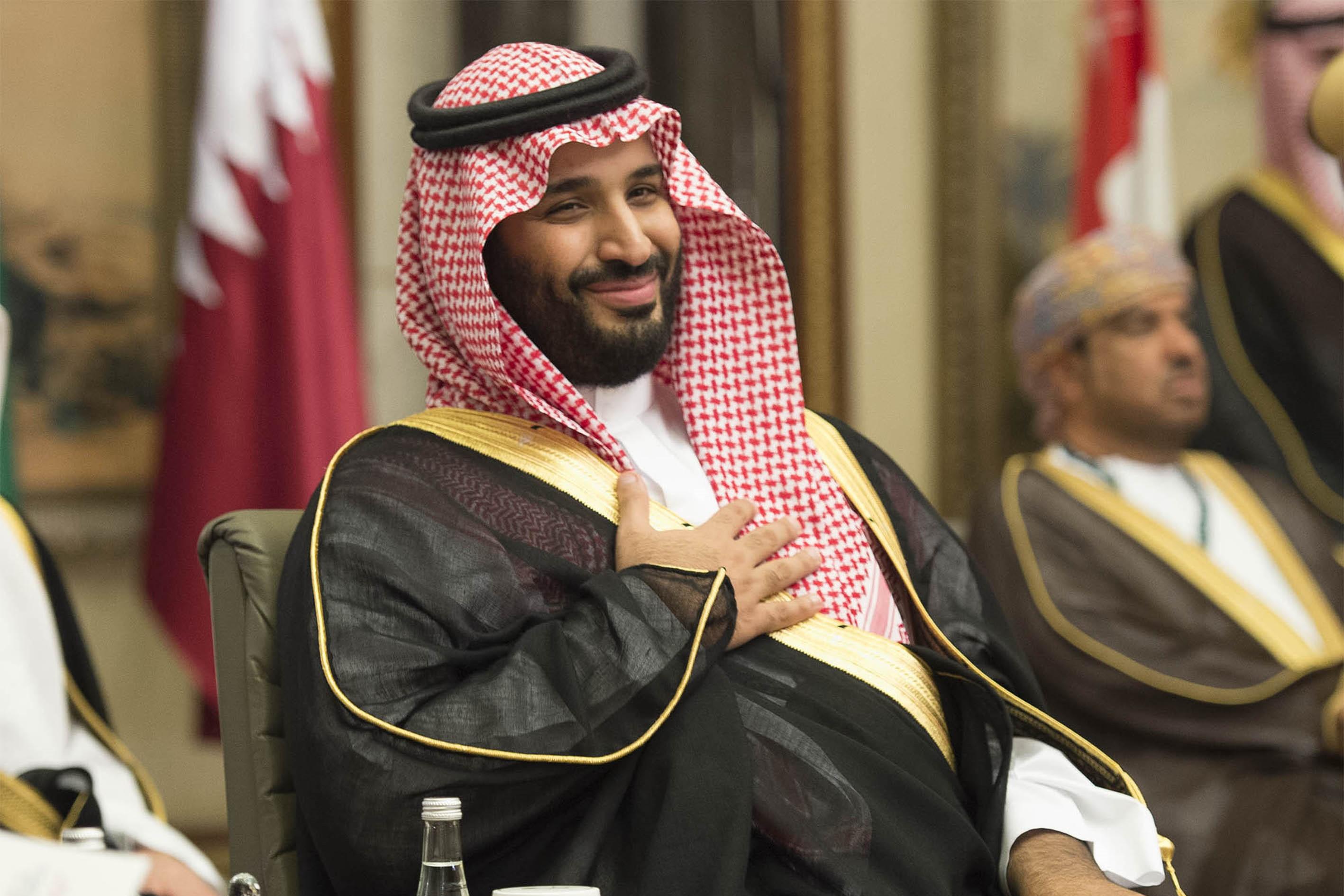 (Видео) Најскапиот замок во светот, јахтата на Гејтс, слики од Да Винчи кои вредат повеќе од фудбалскиот клуб Њукасл, што сè поседува арапскиот принц Мохамед бин Салман