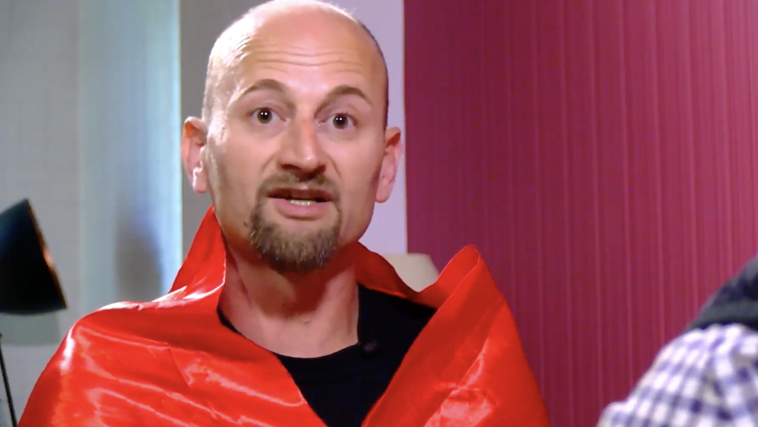 Гоце Вегета доби кривична пријава оти по дома му нашле марихуана, канабис и семки