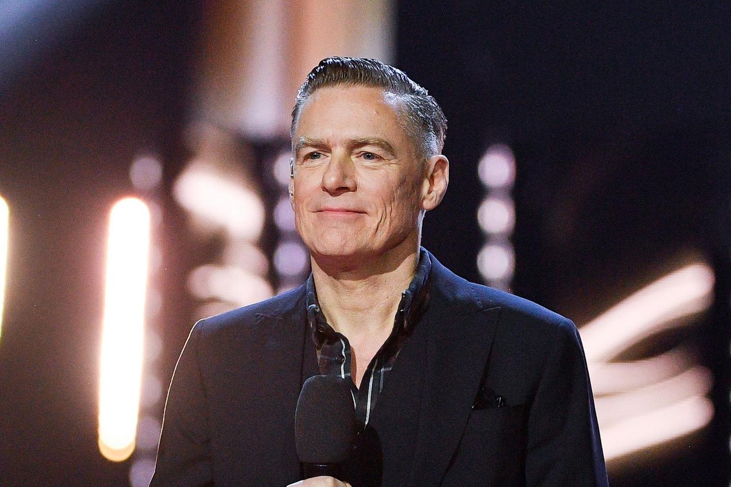 Брајан Адамс за еден месец вторпат позитивен на корона