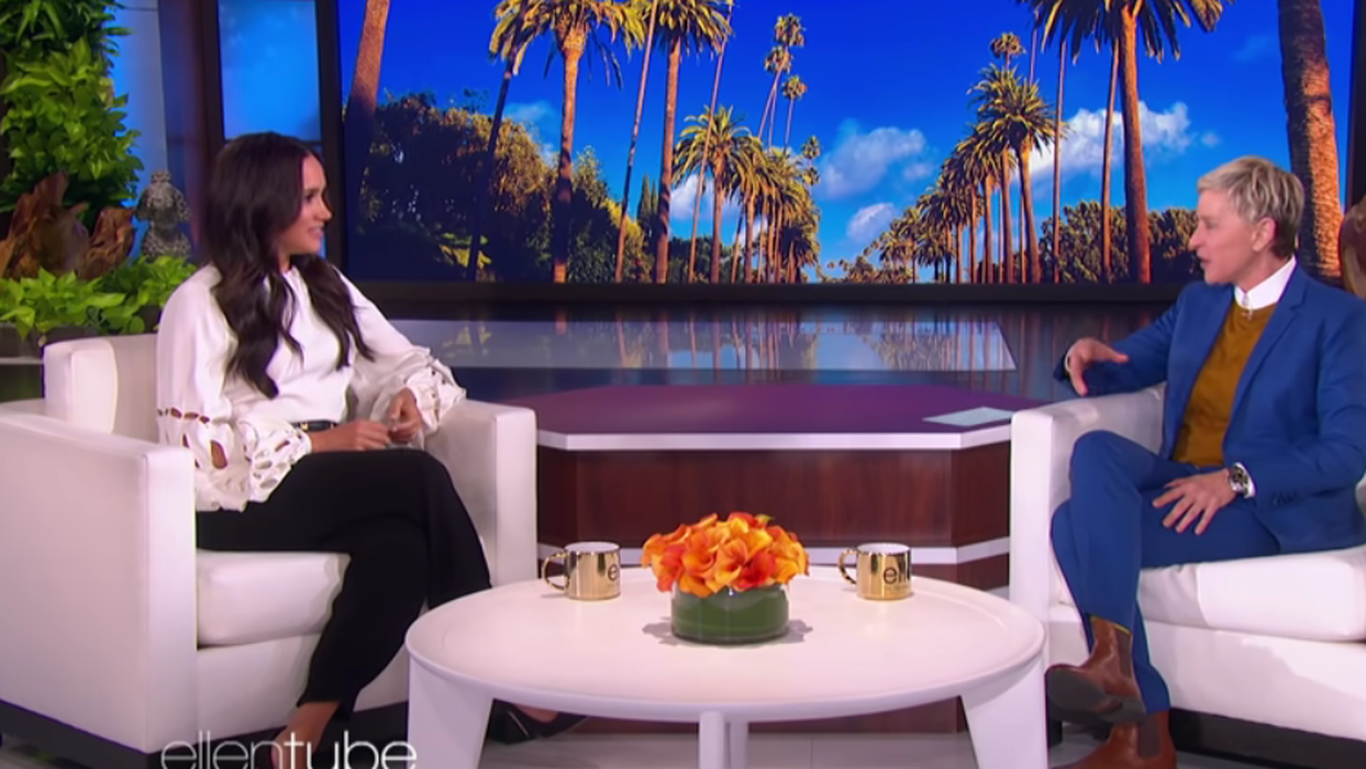 (Видео) Се криев во багажникот за да се спасам од фановите: Меган кај Елен зборуваше за почетоците на глумачката кариера