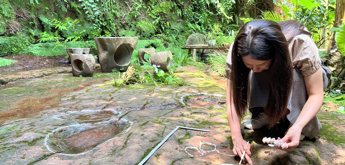 (Видео) Стапалки од диносаурус стари 100 милиони години пронајдени во двор на ресторан во Кина