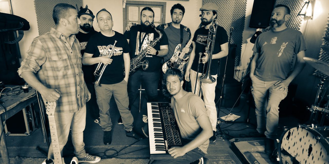 „Суперхикс“ имаат нова песна која е најава за новиот албум