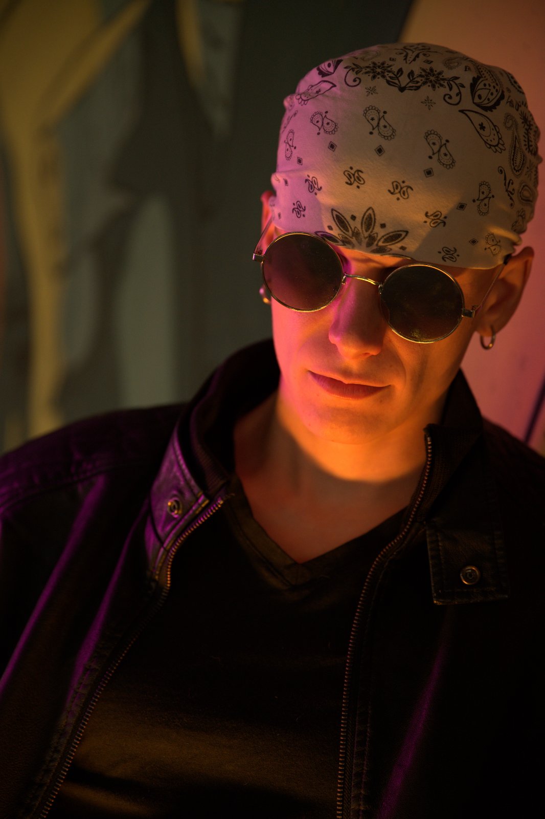 (Видео) „Уживам“ деби песна на рок-музичарот Валдера со која ` се претстави на македонската публика