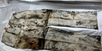 Најстарите фармерки на светот пронајдени во потонат брод од 1857 година