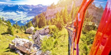 Патувањето со воз ќе биде новиот тренд во 2023 година, предвидува „Пинтерест“