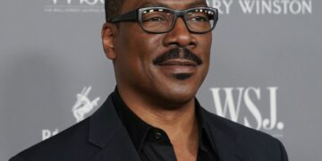 Еди Марфи е годинешниот добитник на почесниот „Златен глобус“