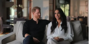 Принцот Хари откри дека ја изгубил невиноста со постара жена