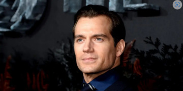 Глумецот Хенри Кавил е прогласен за најубав маж за 2022 година