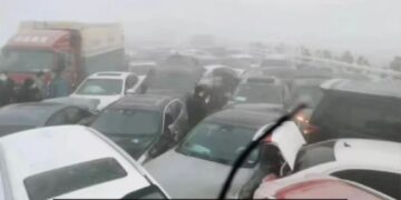 (Видео) Верижен судир во Кина, во кој учестуваа 200 автомобили