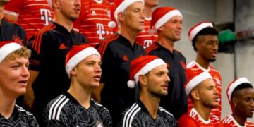 (Видео) Фудбалерите на Баерн ја пееја „Џингл белс“ и им ги честитаа празниците на фановите