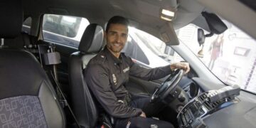 (Видео) Поранешна фудбалска ѕвезда на Реал Мадрид денес работи како полицаец