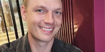 Ник Картер од „Бекстрит Бојс“ одговори на обвинувањата за силување, со девојката манипулира нејзиниот адвокат, таа со години зборува против мене