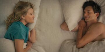 (Видео) Објавен трејлерот за романтичната комедија на Рис Витерспун и Ештон Кучер