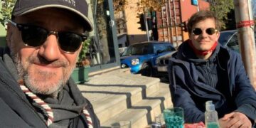 Влатко Стефановски наполни 66 години и славеше со Јан: Најсреќен сум што јас ти се паднав за син