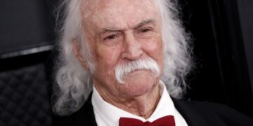 Почина рок-легендата Дејвид Крозби, еден од највлијателните музичари во 60-тите