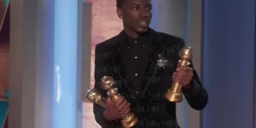 Сциентолошката црква киднапира луѓе, американски комичар на „Златниот глобус“ се шегуваше на сметка на Том Круз