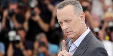 Том Хенкс номиниран за три „Златни малини“